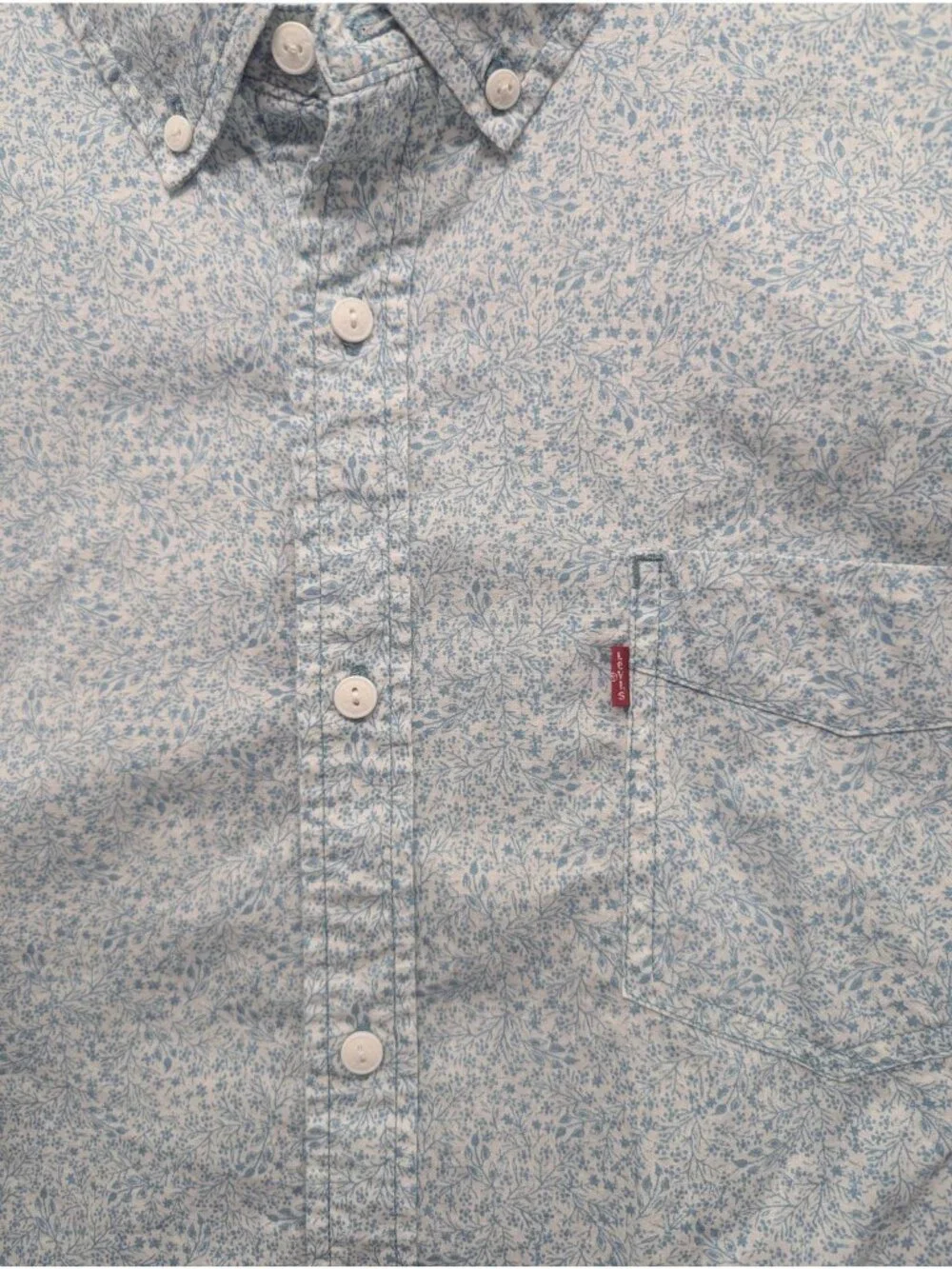 Levis Shirt Mens XL Blue Floral Print Short Sleeve Button Down Cotton Casual